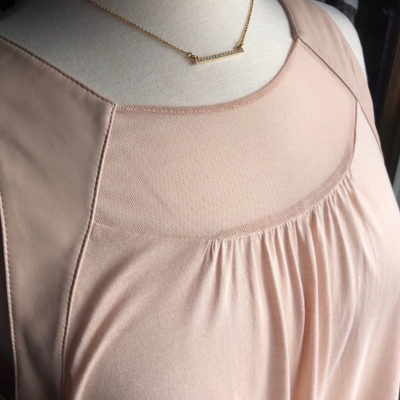 BCBG Blush Open Back Top w Leather Front! - Picture 4 of 8
